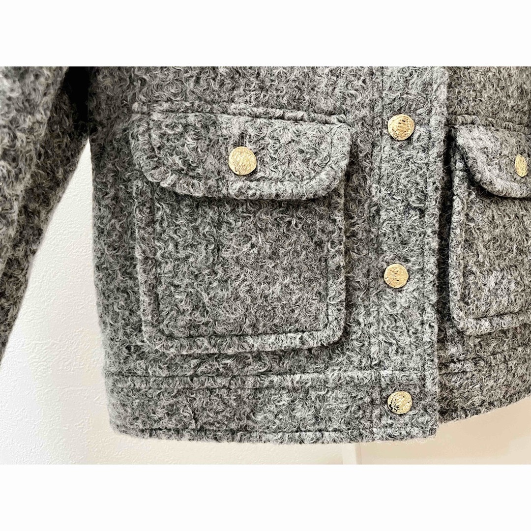 ZARA - 【新品タグ付き】ZARA ブークレショートジャケット XSの ZARA - 【新品タグ付き】ZARA ブークレショートジャケット XSの