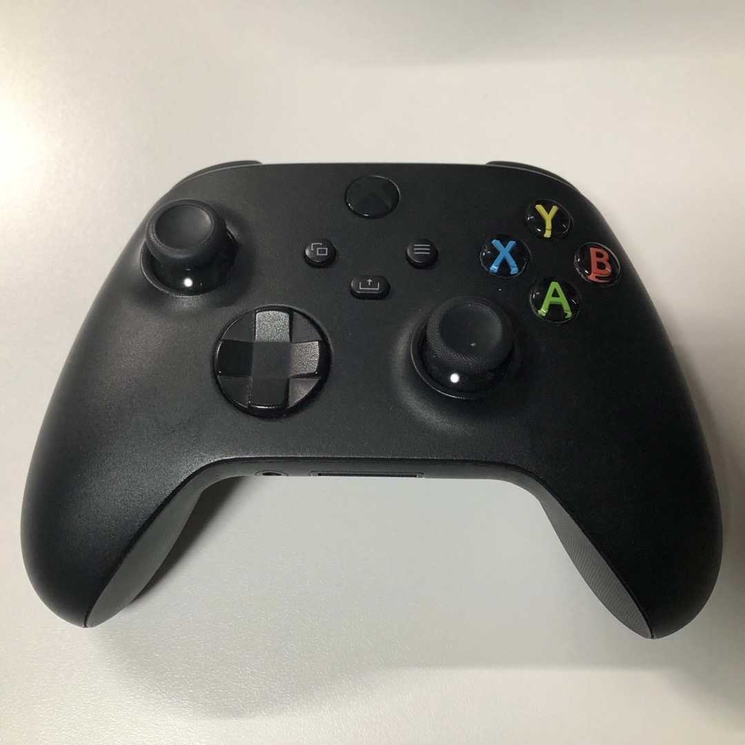 Xbox(エックスボックス)のMicrosoft XBOX ワイヤレスコントローラー ブラック スマホ/家電/カメラのPC/タブレット(PC周辺機器)の商品写真