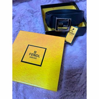 FENDI(ベルト)のフリマアイテム一覧 FENDI(ベルト)のフリマアイテム一覧