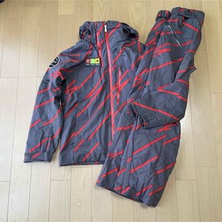 MIZUNO - ミズノ MIZUNOスキーウェア上下セットデモモデル 中古 MIZUNO - ミズノ MIZUNOスキーウェア上下セットデモモデル 中古