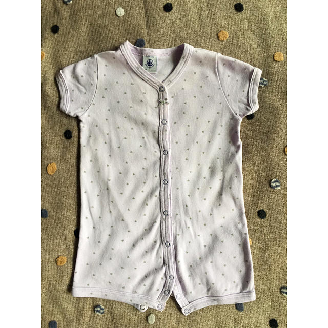 PETIT BATEAU(プチバトー)のプチバトーロンパース キッズ/ベビー/マタニティのベビー服(~85cm)(ロンパース)の商品写真