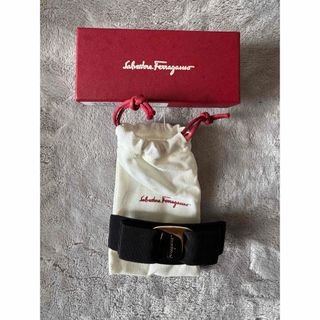 Salvatore Ferragamo(バレッタ/ヘアクリップ)のフリマアイテム一覧 Salvatore Ferragamo(バレッタ/ヘアクリップ)のフリマアイテム一覧