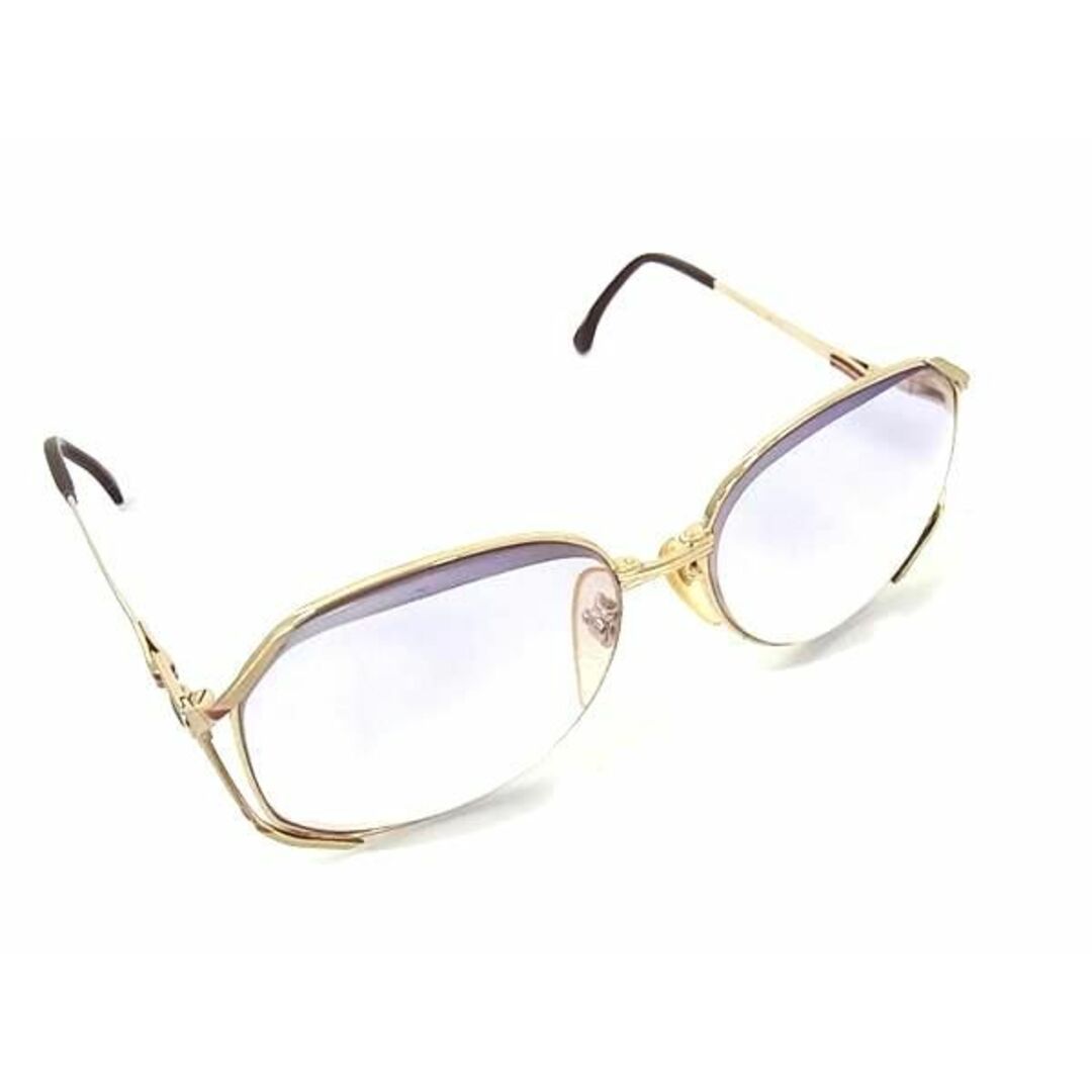Yves Saint Laurent - YVESSAINTLAURENT イヴサンローラン 30 Yves Saint Laurent - YVESSAINTLAURENT イヴサンローラン 30