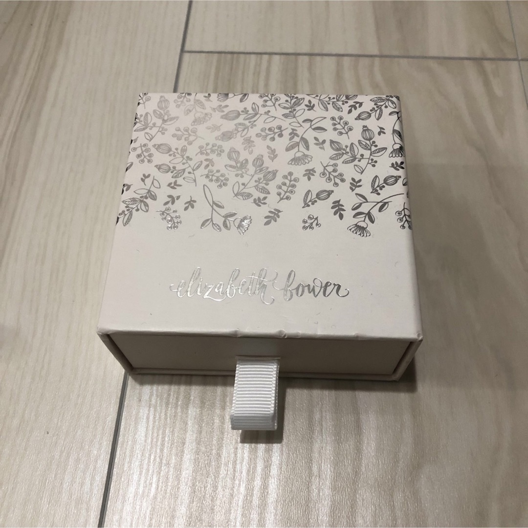 美品Elizabeth Bower June Duet Stud イヤリング 美品Elizabeth Bower June Duet Stud イヤリング