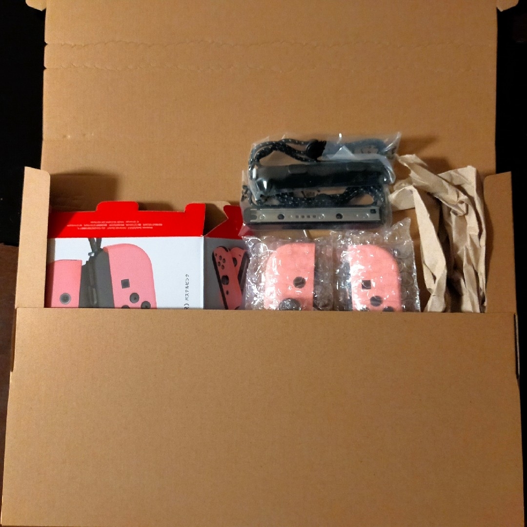 Nintendo Switch - Switch　ジョイコン　純正品　ピンク　新品未使用