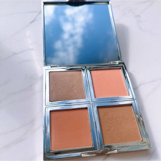 エルフ(elf)のほぼ未使用　elf Total Face Palette 1〜2日発送　パレット(フェイスカラー)
