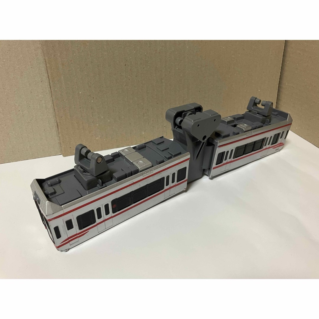 Takara Tomy - 【プラレール】湘南モノレール 5000系 訳ありの Takara Tomy - 【プラレール】湘南モノレール 5000系 訳ありの