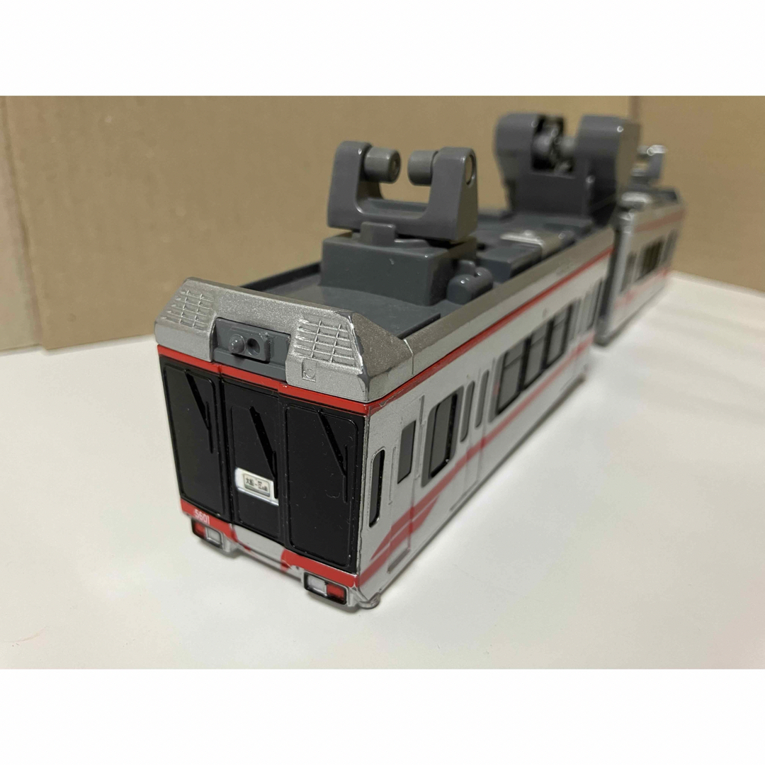 Takara Tomy - 【プラレール】湘南モノレール 5000系 訳ありの Takara Tomy - 【プラレール】湘南モノレール 5000系 訳ありの
