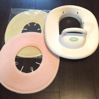 トウトウ(TOTO)の新品 未使用  TOTO 幼児用補助便座 カバー アンパンマン好きな方にも(補助便座)