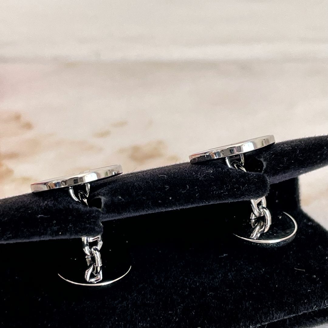 極美品☆HERMES エルメス Hロゴ カフスボタン レッド×シルバー 極美品☆HERMES エルメス Hロゴ カフスボタン レッド×シルバー