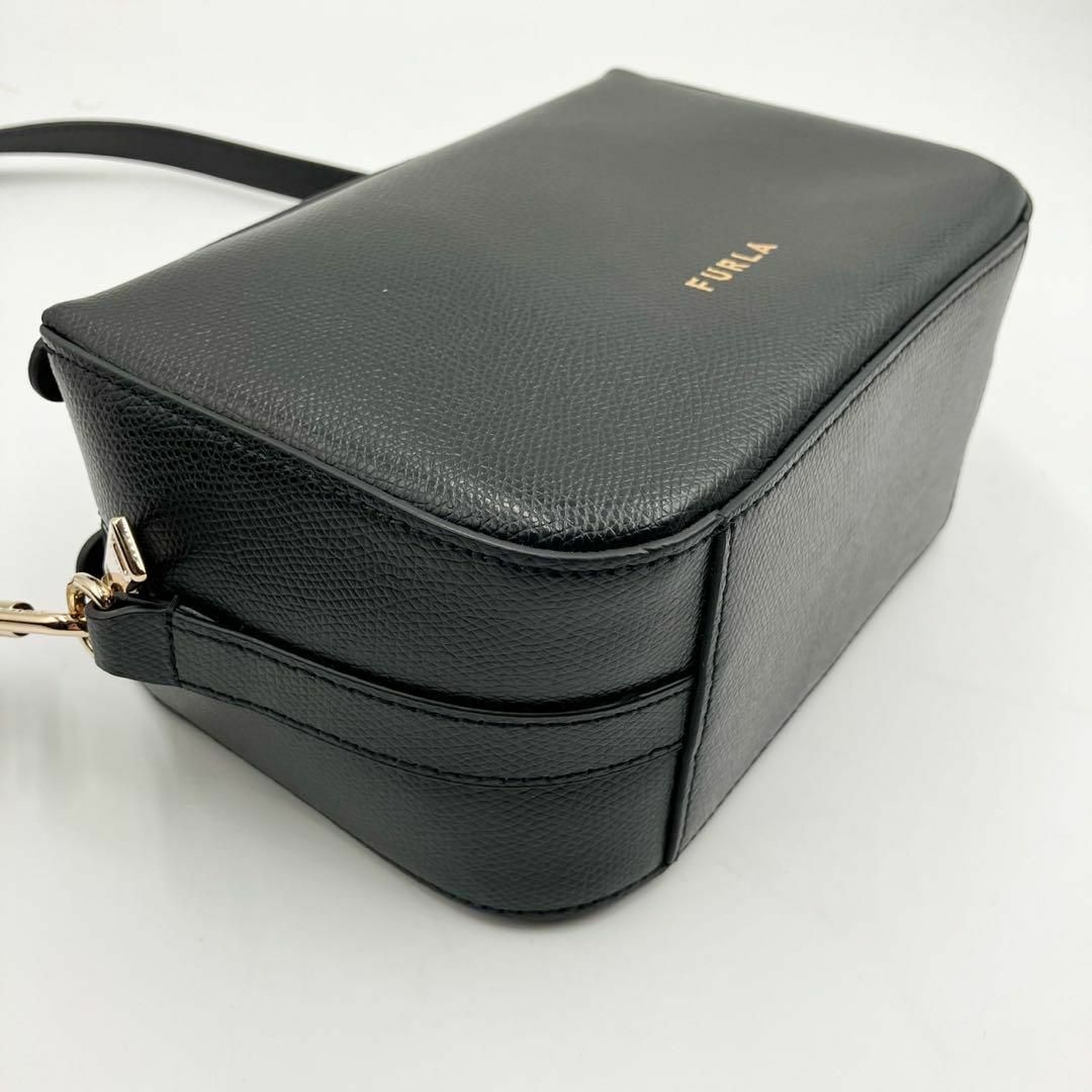 現行美品✨ フルラ FURLA ショルダーバッグ パイパーミニクロス 現行美品✨ フルラ FURLA ショルダーバッグ パイパーミニクロス