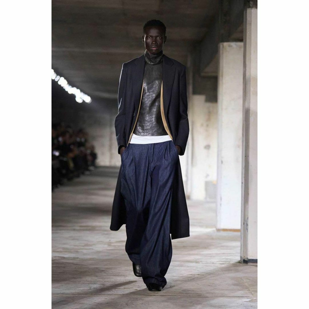 定価8.6万】深水光太 DriesVanNoten タックワイドデニム 32の通販 by MONO.MONO. shop|ラクマ 定価8.6万】深水光太 DriesVanNoten タックワイドデニム 32の通販 by MONO.MONO. shop|ラクマ