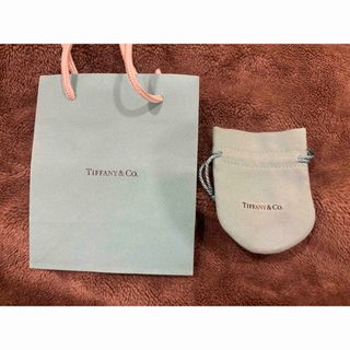 Tiffany & Co.(ショップ袋)のフリマアイテム一覧 Tiffany & Co.(ショップ袋)のフリマアイテム一覧