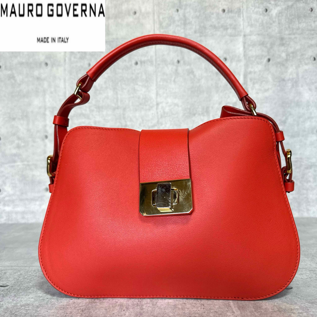 美品 MAURO GOVERNA カーフレザー レッドオレンジ ショルダー 美品 MAURO GOVERNA カーフレザー レッドオレンジ ショルダー