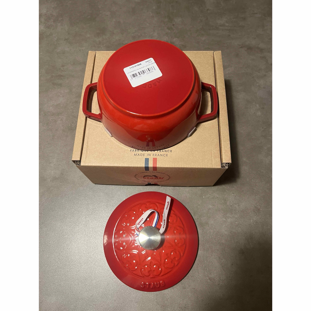 STAUB - 新品未使用ストウブ Wa-NABE フレンチオーブン リリー STAUB - 新品未使用ストウブ Wa-NABE フレンチオーブン リリー