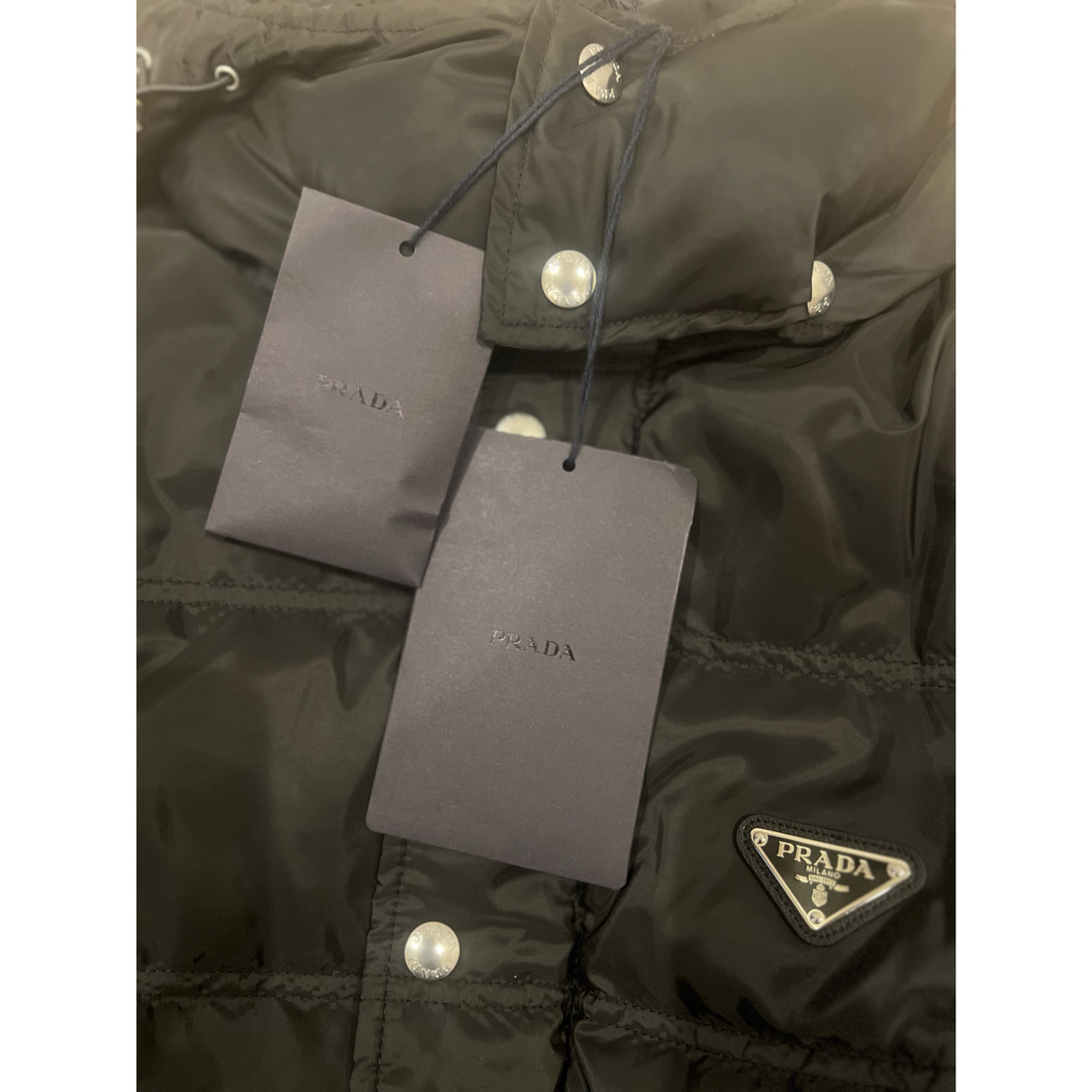 PRADA - 【新品タグ付き】超希少PRADA プラダ ダウンジャケット PRADA - 【新品タグ付き】超希少PRADA プラダ ダウンジャケット
