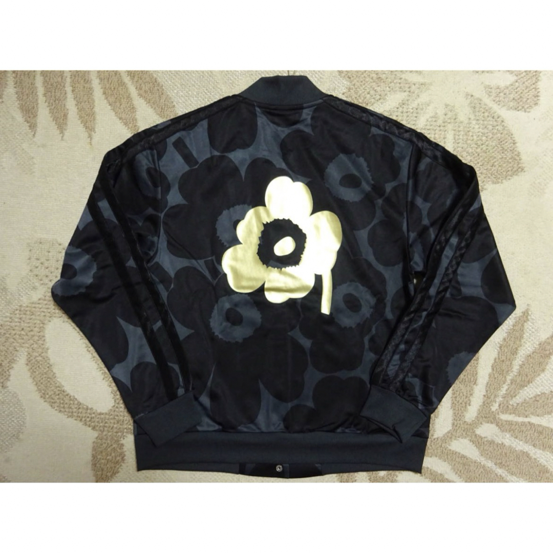 美品 アディダス×マリメッコ コラボ 大人気！スタイリッシュなジャケット 黒 marimekko - 新品 M アディダス×マリメッコ コラボ 大人気