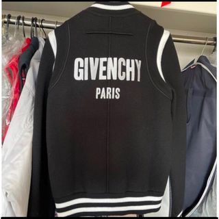GIVENCHY(ジャケット/アウター)のフリマアイテム一覧 GIVENCHY(ジャケット/アウター)のフリマアイテム一覧
