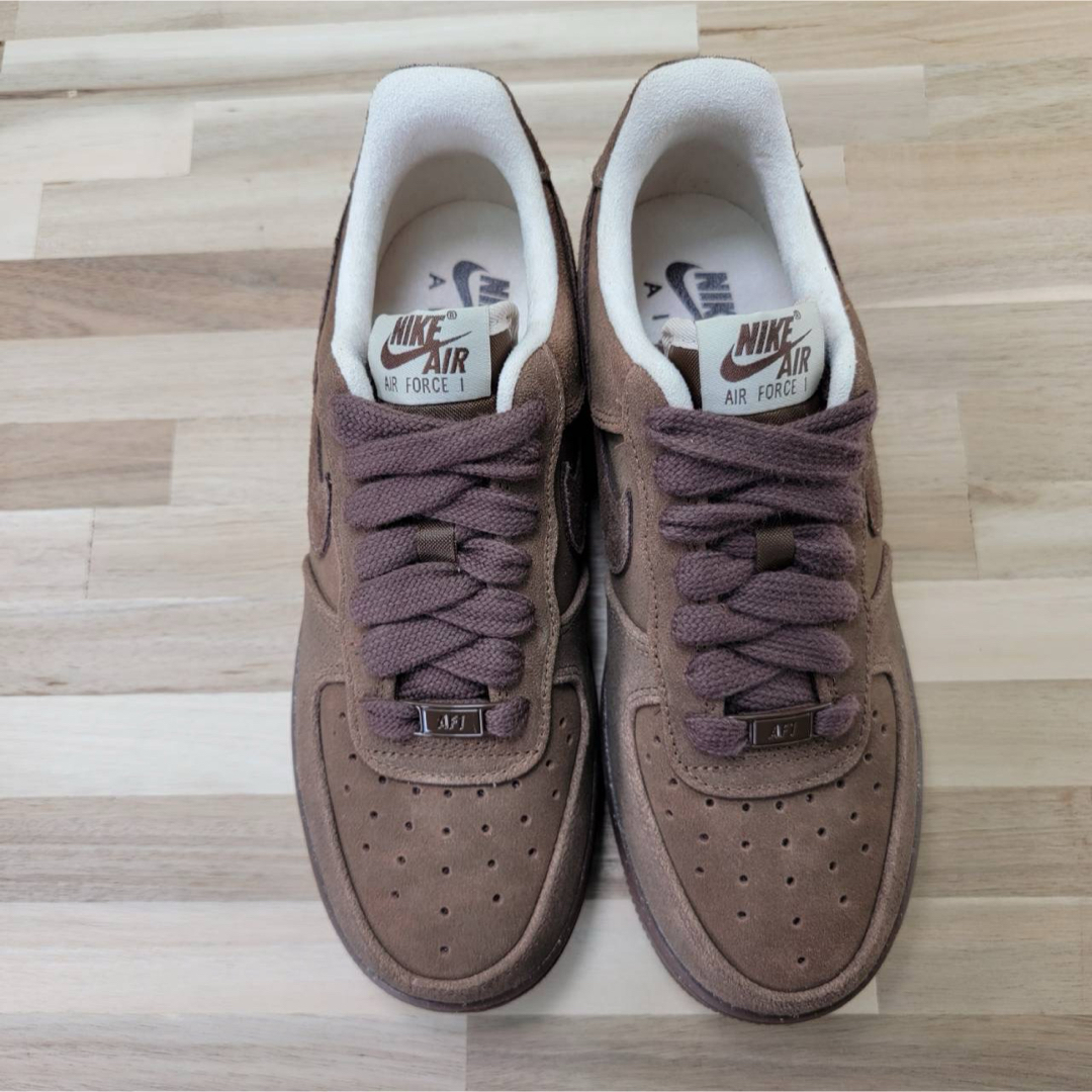 NIKE - ナイキ ウィメンズ エアフォース1 07 カカオ ワウ サン NIKE - ナイキ ウィメンズ エアフォース1 07 カカオ ワウ サン