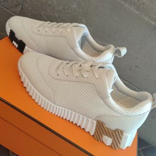 HERMES - 新品未使用品✨スニーカー37の通販 by y716's shop HERMES - 新品未使用品✨スニーカー37の通販 by y716's shop