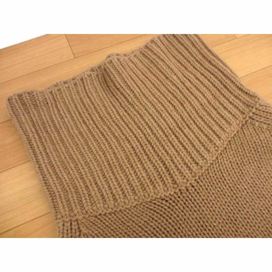 美品 グッチ 164871 キャメル100% タートルネック ニット ポンチョ 美品 グッチ 164871 キャメル100% タートルネック ニット ポンチョ