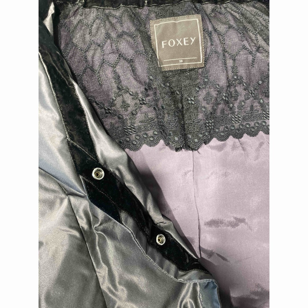 フォクシー ショート丈 ダウンコート38 FOXEY ジャケット フォクシー ショート丈 ダウンコート38 FOXEY ジャケット