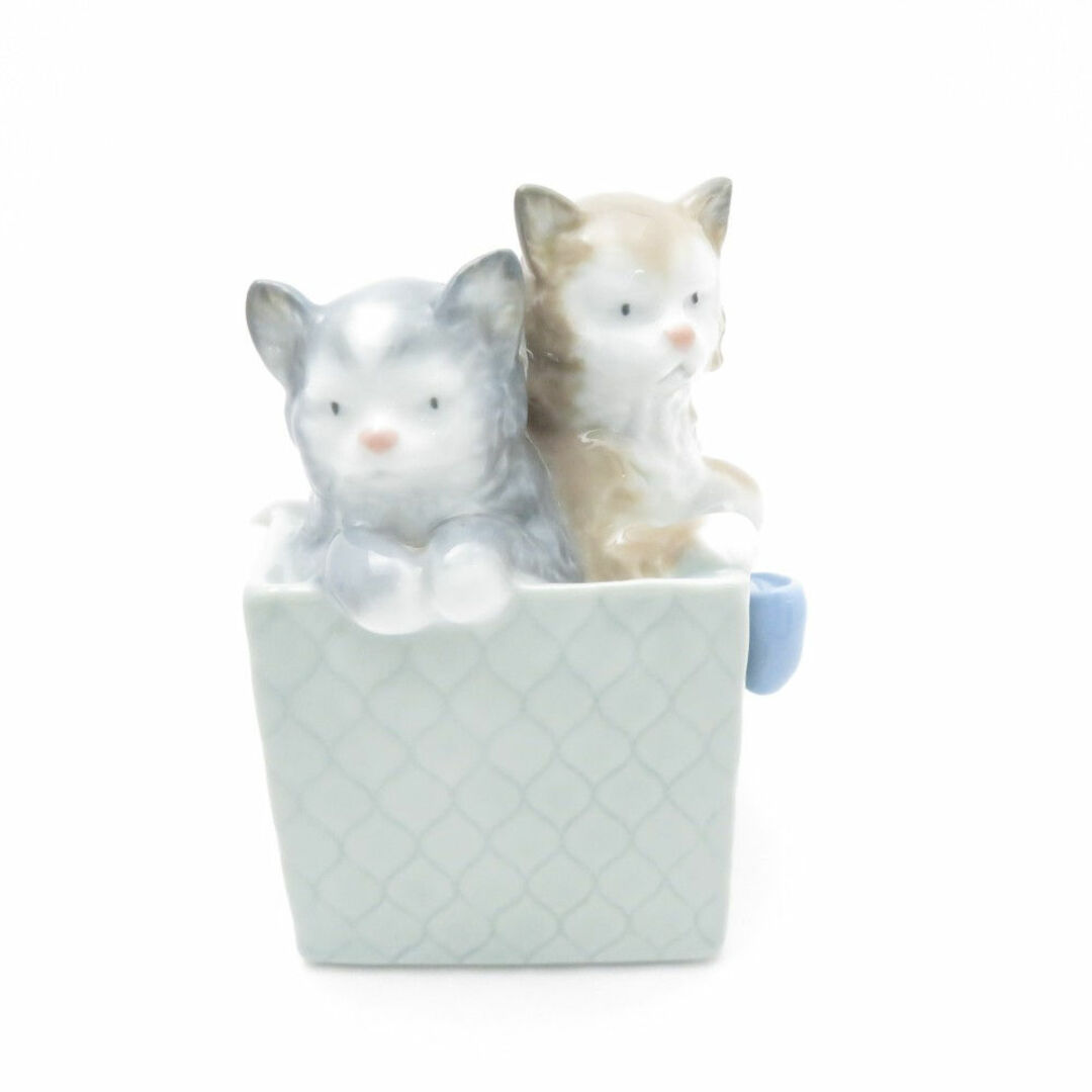 美品 NAO ナオ 箱に入った2匹の子猫 フィギュリン ネコ 置物 美品 NAO ナオ 箱に入った2匹の子猫 フィギュリン ネコ 置物