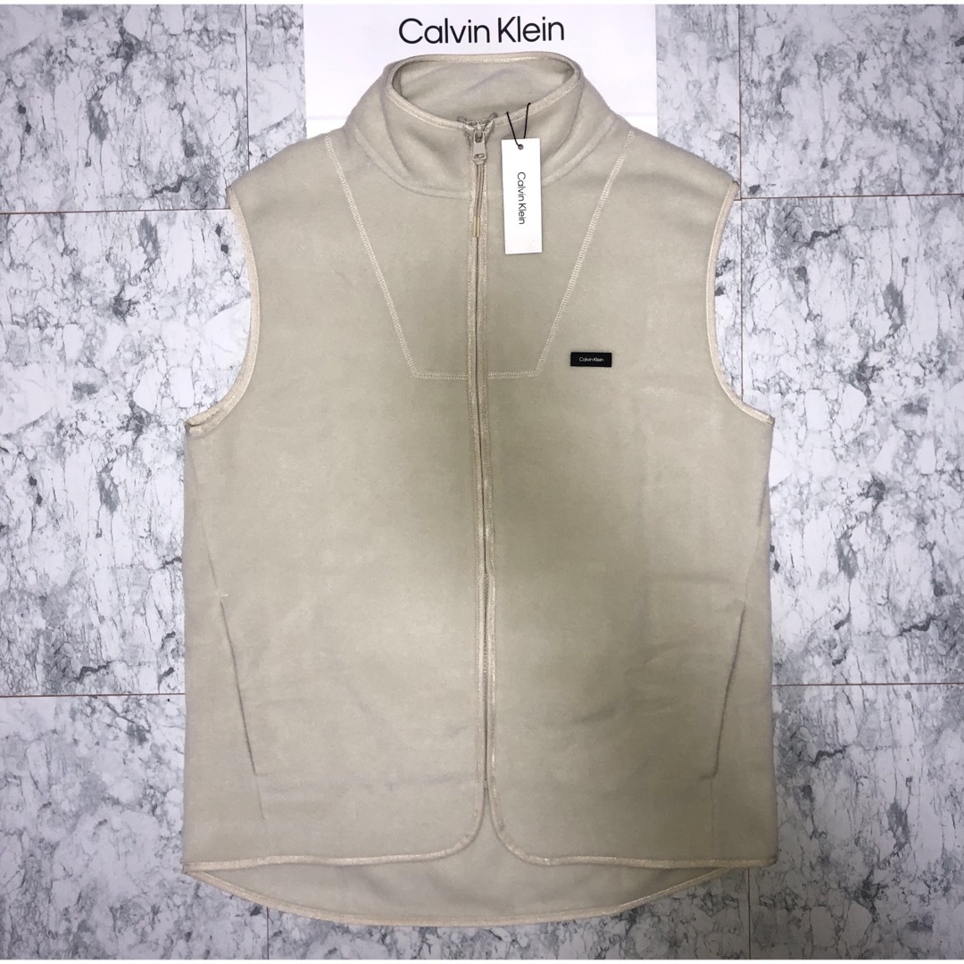 早い者勝ち‼️ベスト【Calvin Klein/カルバンクライン】ベージュ 早い者勝ち‼️ベスト【Calvin Klein/カルバンクライン】ベージュ