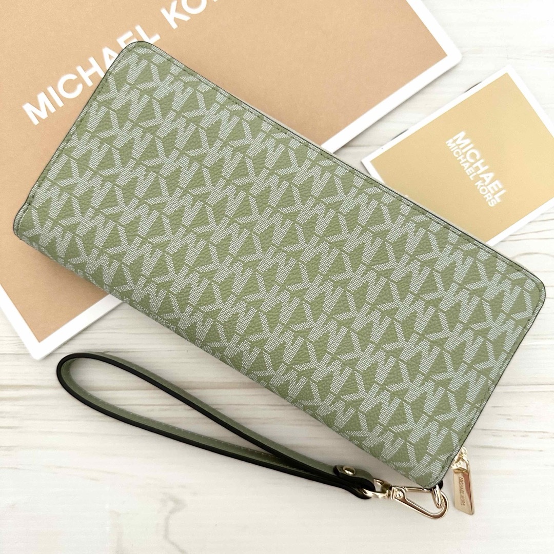 マイケルコース☆新品☆ MKロゴプリント 長財布/リストレット セージグリーン マイケルコース MICHAEL KORS 財布 （グリーン） -アウトレット
