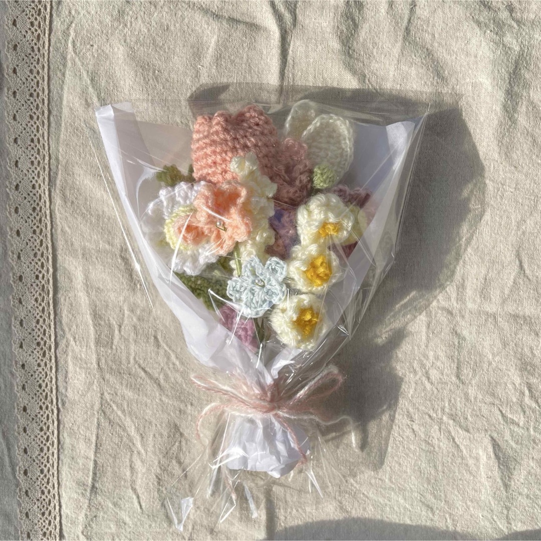 枯れない花束 ハンドメイド 編み物 お花のブーケ 毛糸の花束 枯れない花束 ハンドメイド 編み物 お花のブーケ 毛糸の花束