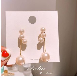 ❤️人気❤️ 韓国  結婚式 冠婚葬祭パールピアス 3連 ゴールド 2way  (ピアス)