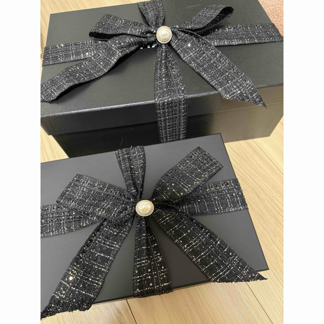 CHANEL - 新品 シャネル ホリデーラッピング リボン&チャーム2 CHANEL - 新品 シャネル ホリデーラッピング リボン&チャーム2