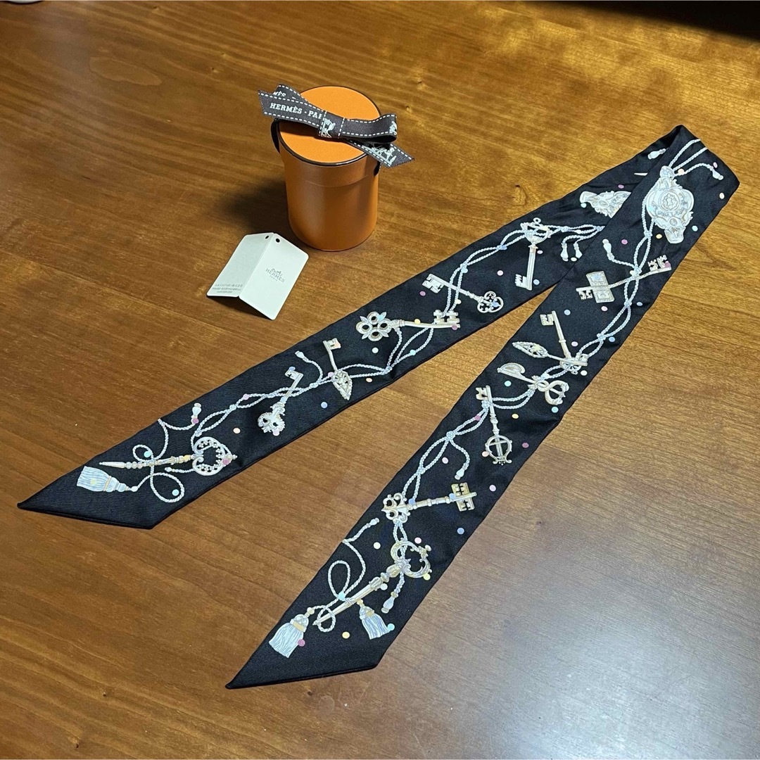 エルメス ツイリー Les Cles a Pois レクレアポア 鍵 ノアール エルメス ツイリー Les Cles a Pois レクレアポア 鍵 ノアール