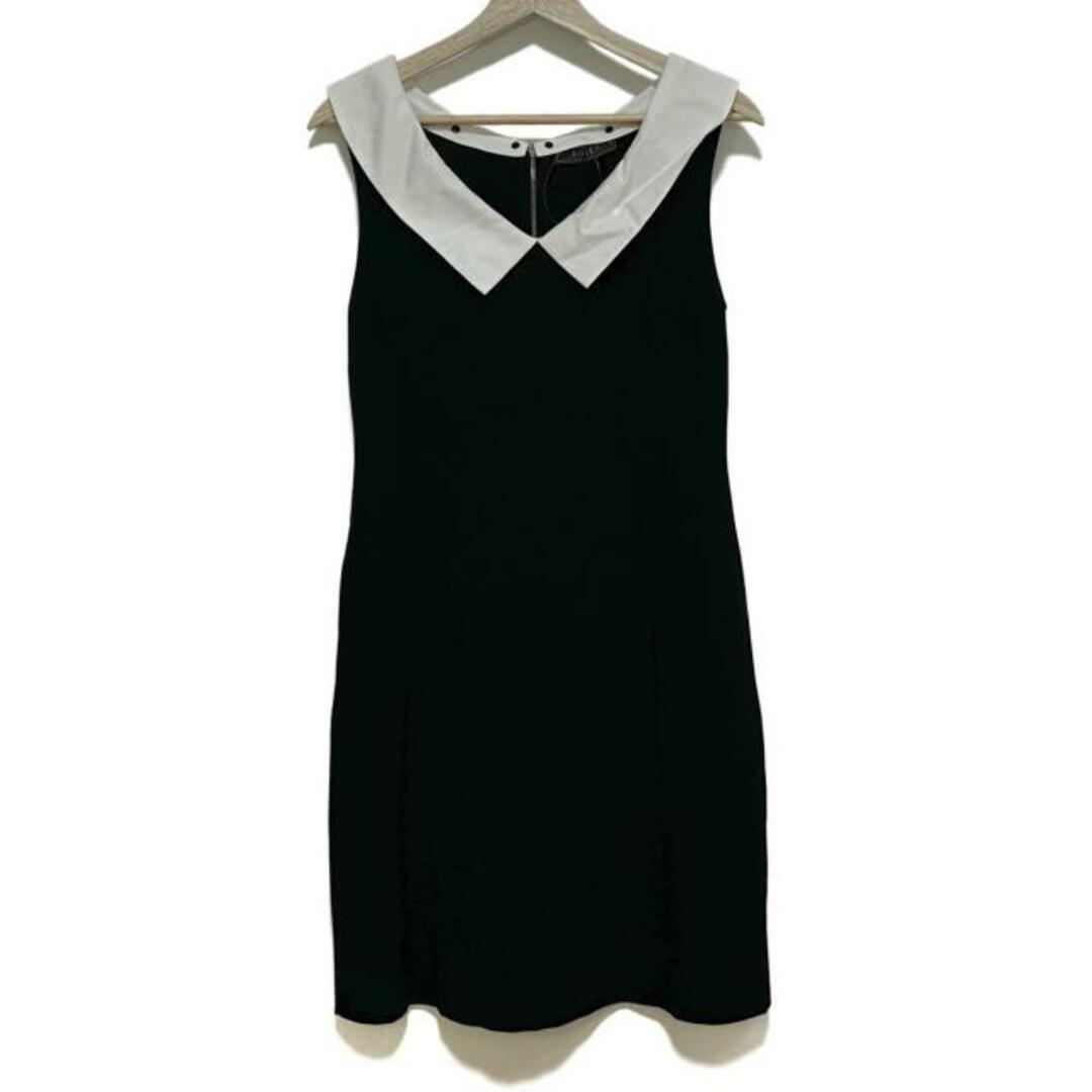 FOXEY(フォクシー) ワンピース サイズ40 M レディース - 黒×白 FOXEY(フォクシー) ワンピース サイズ40 M レディース - 黒×白