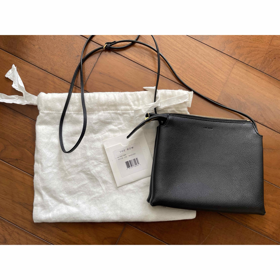 THE ROW ザロウNu Mini Twin バッグブラックシボ THE ROW ザロウNu Mini Twin バッグブラックシボ