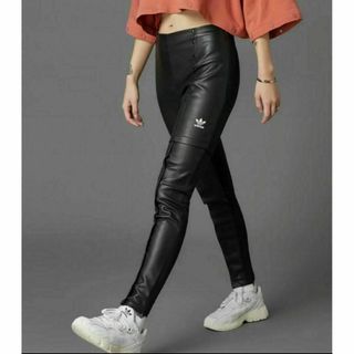 adidas(スキニーパンツ)のフリマアイテム一覧 adidas(スキニーパンツ)のフリマアイテム一覧