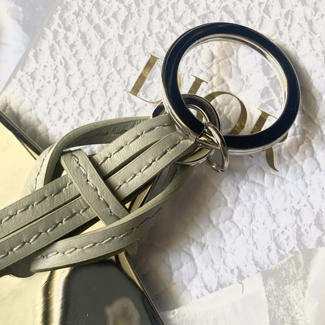 Christian Dior - 新品未使用 箱付き Dior ディオール Christian Dior - 新品未使用 箱付き Dior ディオール