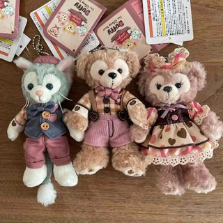 ディズニー(Disney)のダッフィー　シェリーメイ　ジェラトーニ　ぬいぐるみバッジ　バレンタイン(キャラクターグッズ)