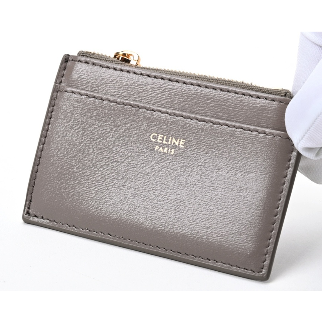 CELINE - セリーヌ トリオンフ コイン入れ付きコンパクト CELINE - セリーヌ トリオンフ コイン入れ付きコンパクト