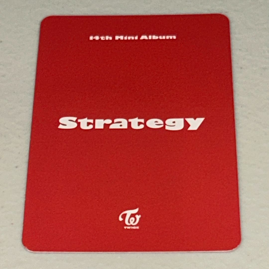 TWICE 直筆サイン「STRATEGY」トレカセットの通販 by てでぃ TWICE 直筆サイン「STRATEGY」トレカセットの通販 by てでぃ