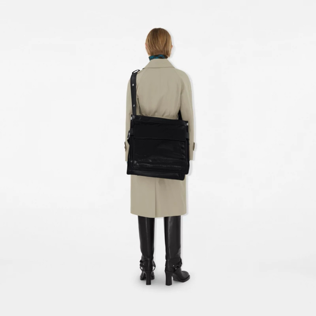 BURBERRY - Burberry ミディアムトレンチトートバッグの通販 by BURBERRY - Burberry ミディアムトレンチトートバッグの通販 by