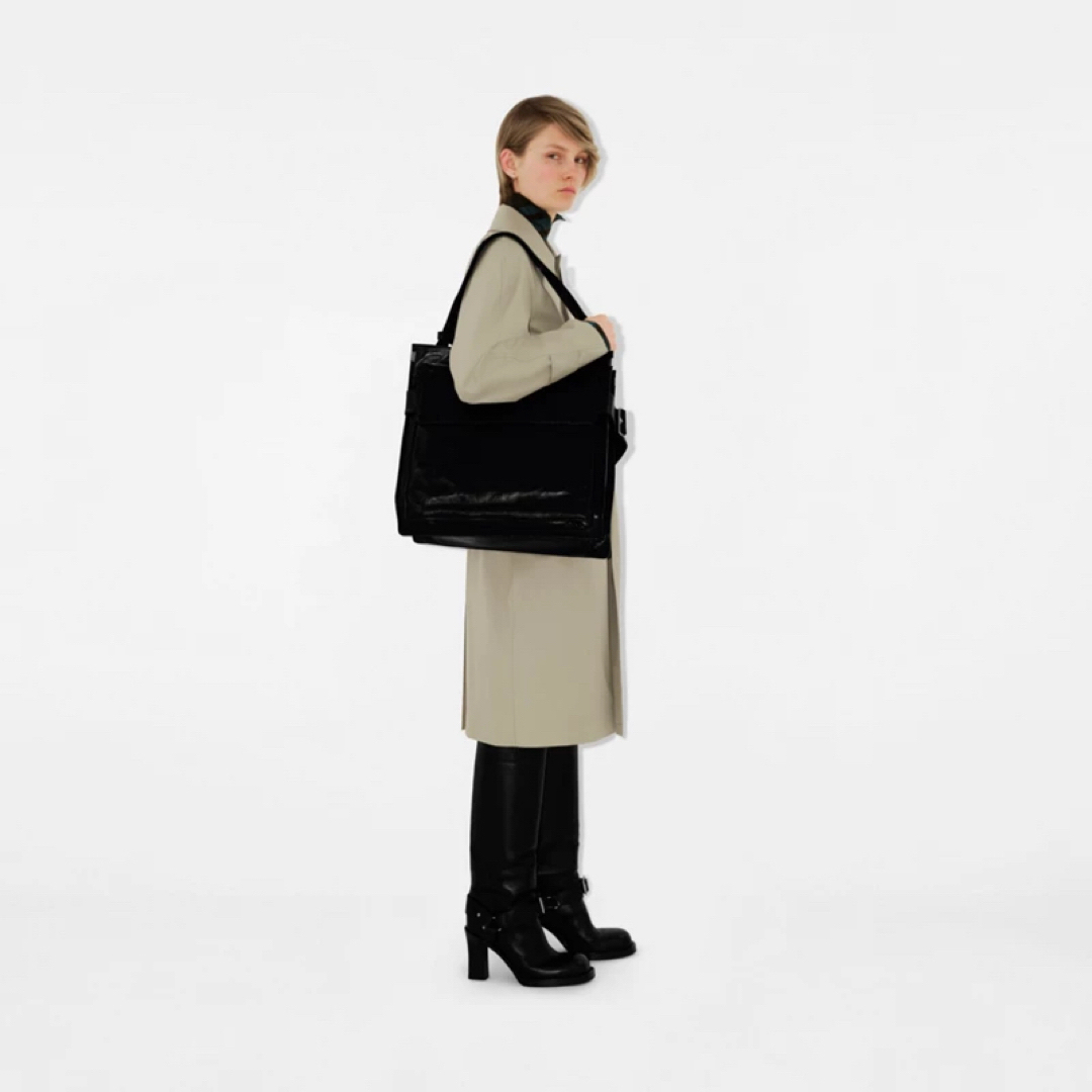 BURBERRY - Burberry ミディアムトレンチトートバッグの通販 by BURBERRY - Burberry ミディアムトレンチトートバッグの通販 by