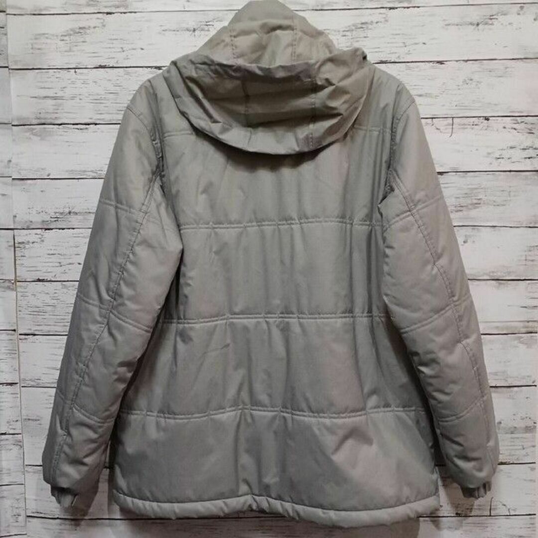 NIKE - ✨美品✨ NIKE(ナイキ) クリーニング済み 中綿ジャケット NIKE - ✨美品✨ NIKE(ナイキ) クリーニング済み 中綿ジャケット
