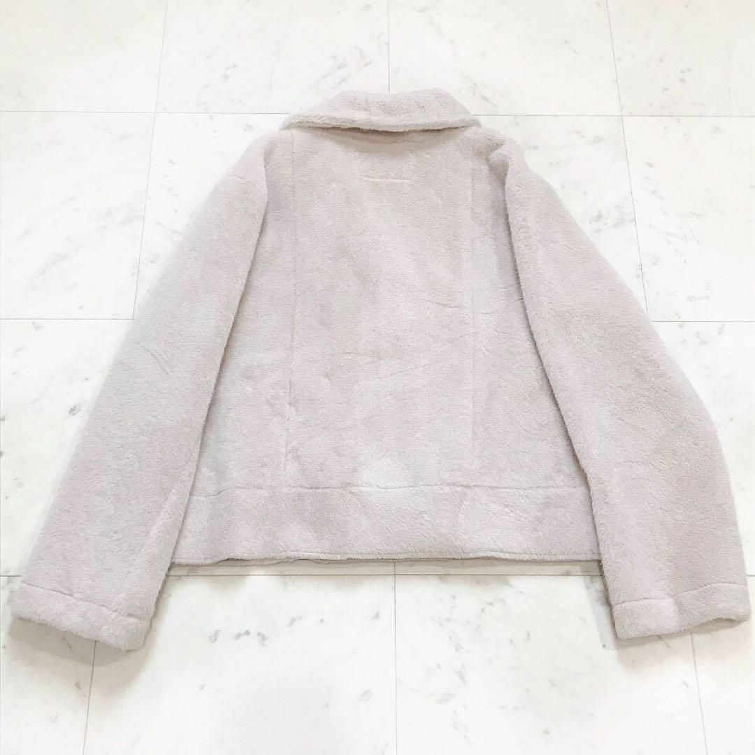 美品 24AW JUSGLITTY フラッフィーライダース ファーコート 完売品 美品 24AW JUSGLITTY フラッフィーライダース ファーコート 完売品