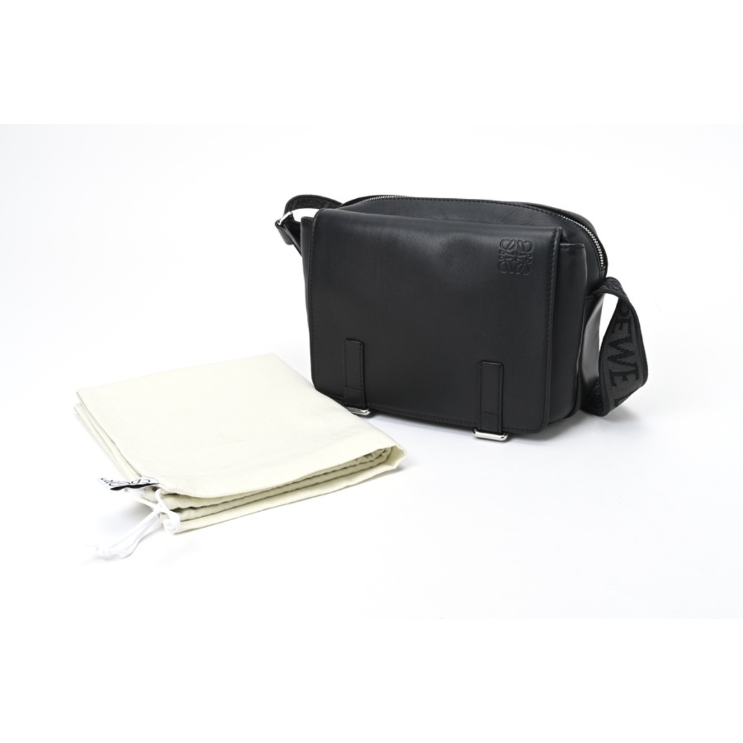 新品 LOEWE 限定カラーミリタリーメッセンジャーバッグ XS 新品 LOEWE 限定カラーミリタリーメッセンジャーバッグ XS