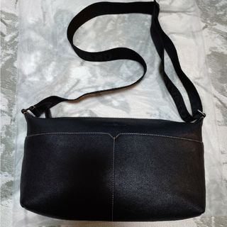 Salvatore Ferragamo(ショルダーバッグ)のフリマアイテム一覧 Salvatore Ferragamo(ショルダーバッグ)のフリマアイテム一覧