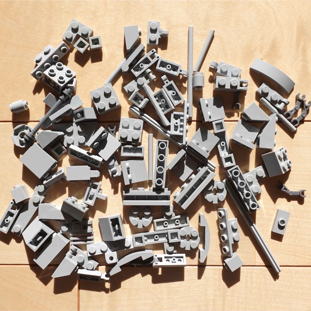 Lego(レゴ)の【LEGO】レゴ ブロック グレー 特殊パーツ込み まとめ エンタメ/ホビーのおもちゃ/ぬいぐるみ(その他)の商品写真