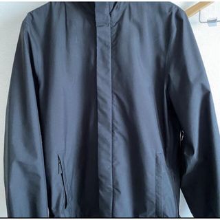 PRADA - 極美品⭐️PRADA 三角ロゴ ナイロンパーカー グリーン PRADA - 極美品⭐️PRADA 三角ロゴ ナイロンパーカー グリーン