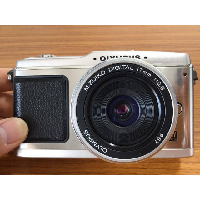 OLYMPUS(オリンパス)のオリンパス OLYMPUS デジタルカメラ Ｅ－Ｐ１ スマホ/家電/カメラのカメラ(コンパクトデジタルカメラ)の商品写真