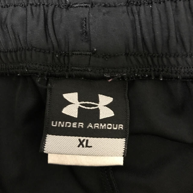 UNDER ARMOUR(アンダーアーマー)のメンズ 短パン (アンダーアーマー) スポーツ/アウトドアのトレーニング/エクササイズ(トレーニング用品)の商品写真